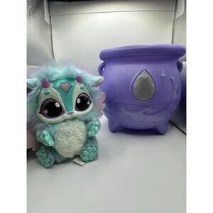 Magic Mixies Magic Misting Cauldron with Interactive Blue Plush Toy